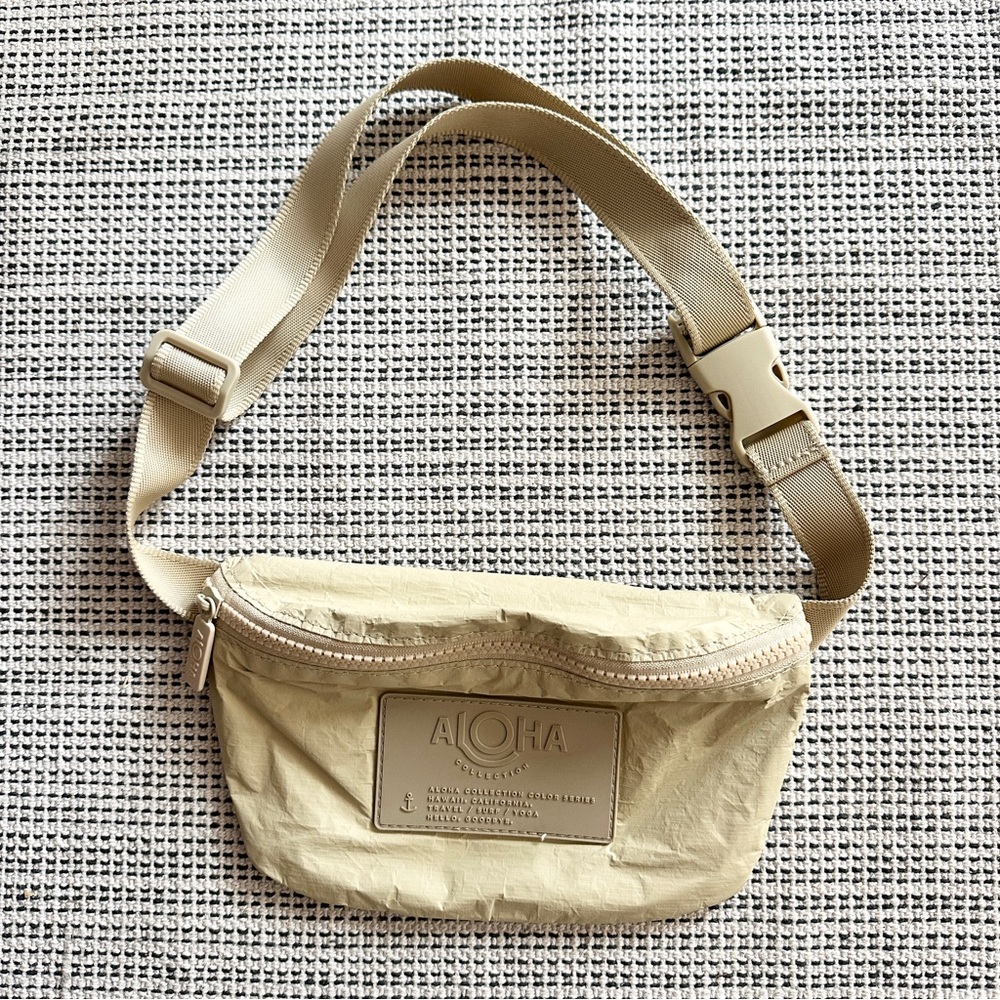 ALOHA Collection Mini Hip Pack